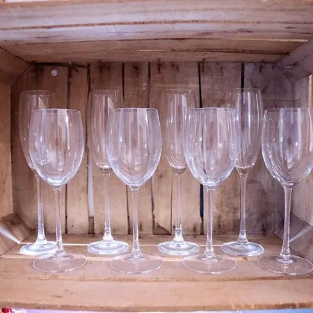 Maneki Artieri Lägenhet