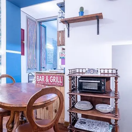 Maneki Artieri * Bologne