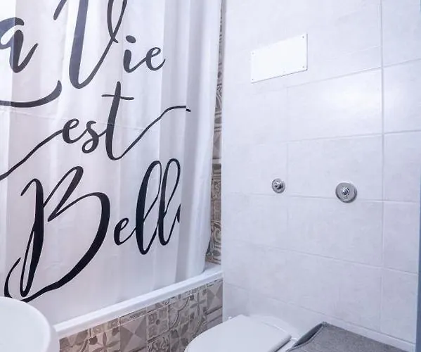 Maneki Artieri Appartement *